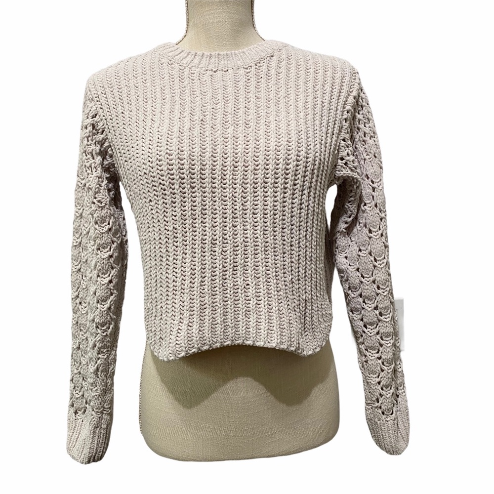 ☘️Dizzy Gal creamy white crop knit sweater